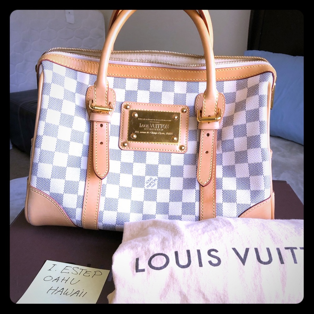 Authentic Louis Vuitton barkeley